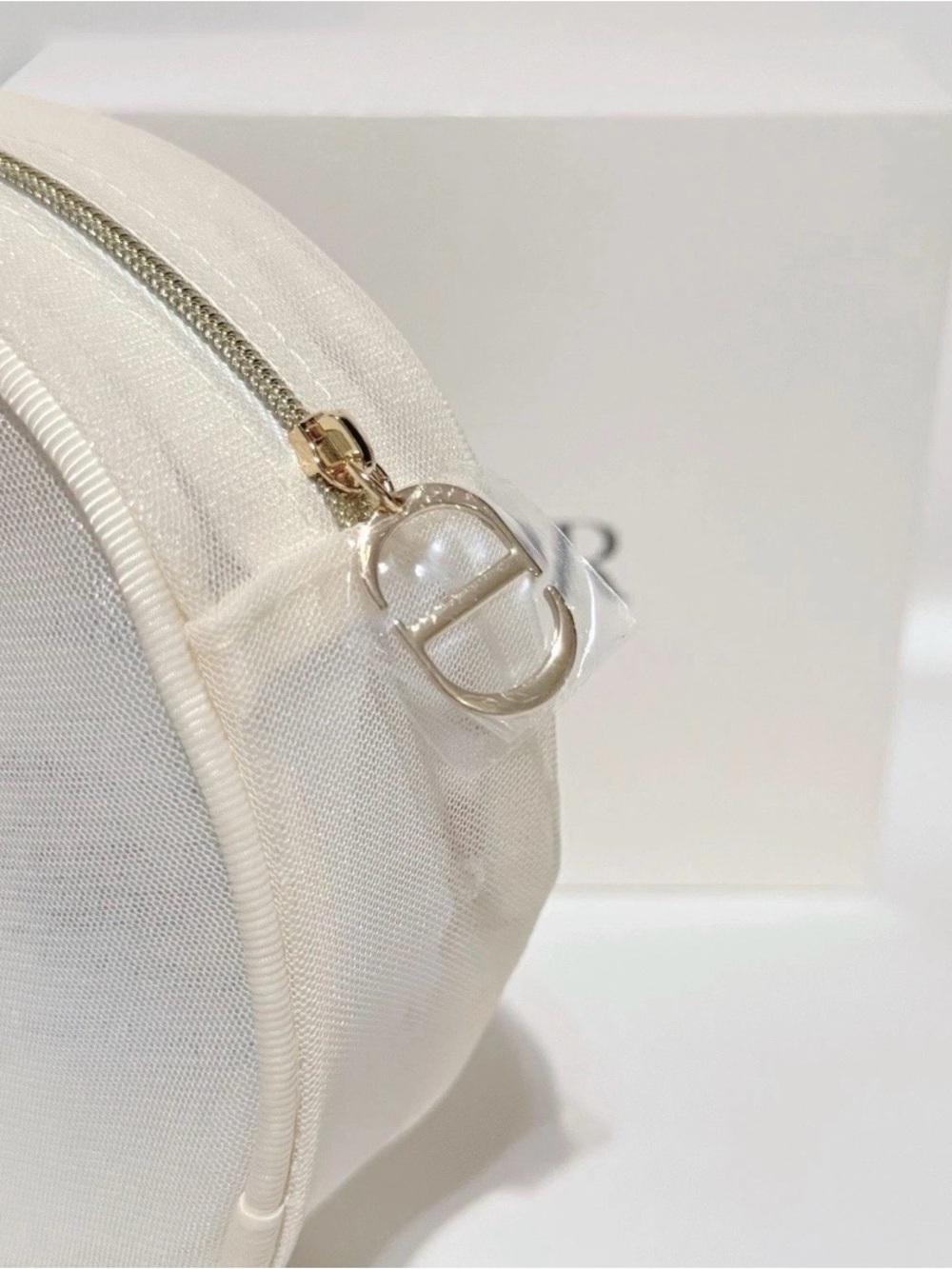 DIOR Embroidered Butterfly Round Pouch in Light Blue and Pink - Picture 5 of 10